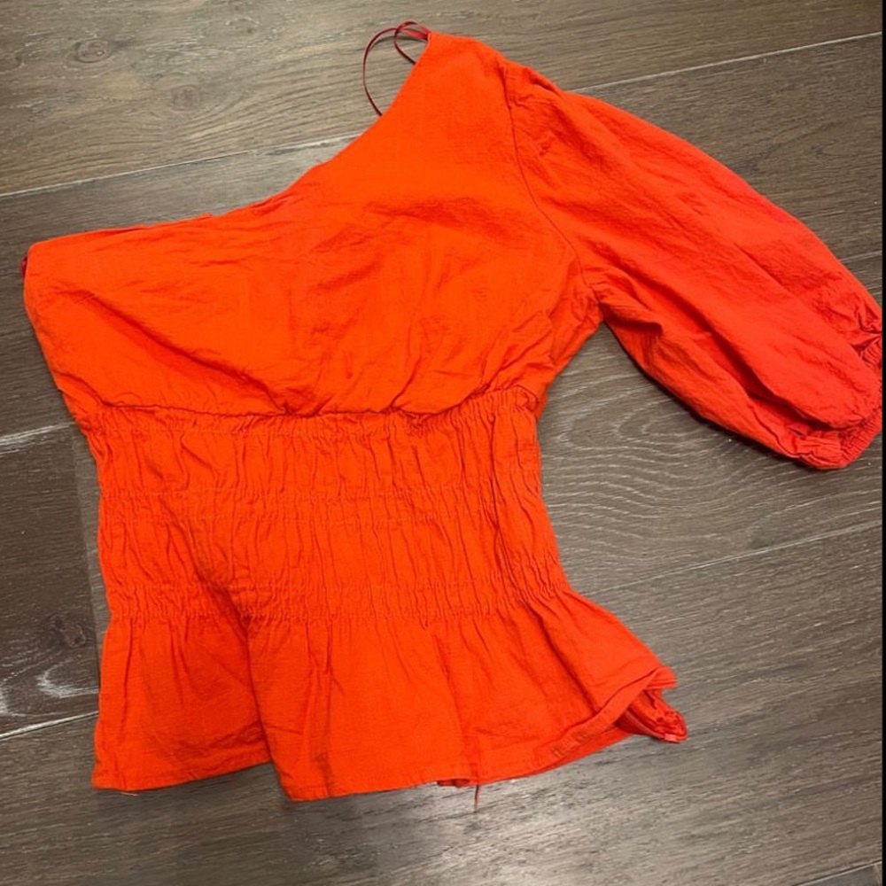 Super cute one strap top from small boutique
